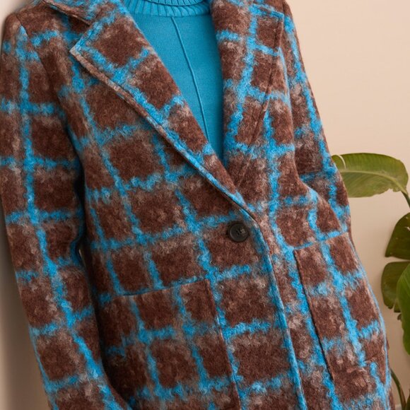 Tribal tufted coat - Picture 3 of 4